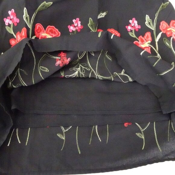 Calessa Embroidered Tunic Top Women's Size M Black Baby Doll Flowy Lined Boho - Picture 10 of 11